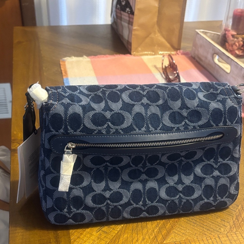 Coach Navy Signature Shoulder Bag - Picture 4 of 11